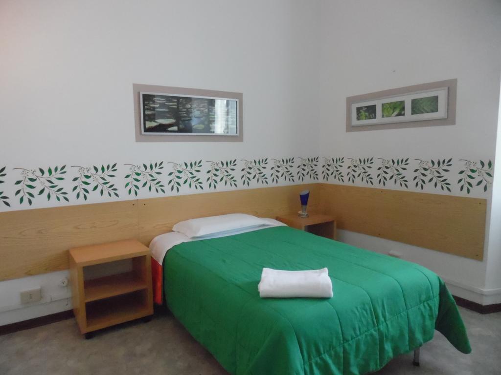 Hotel Bel Sito Генуя Экстерьер фото